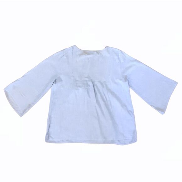 Edenā&āOliviaĀ TieāKnotāEmbroideredāTop - Picture 5 of 6